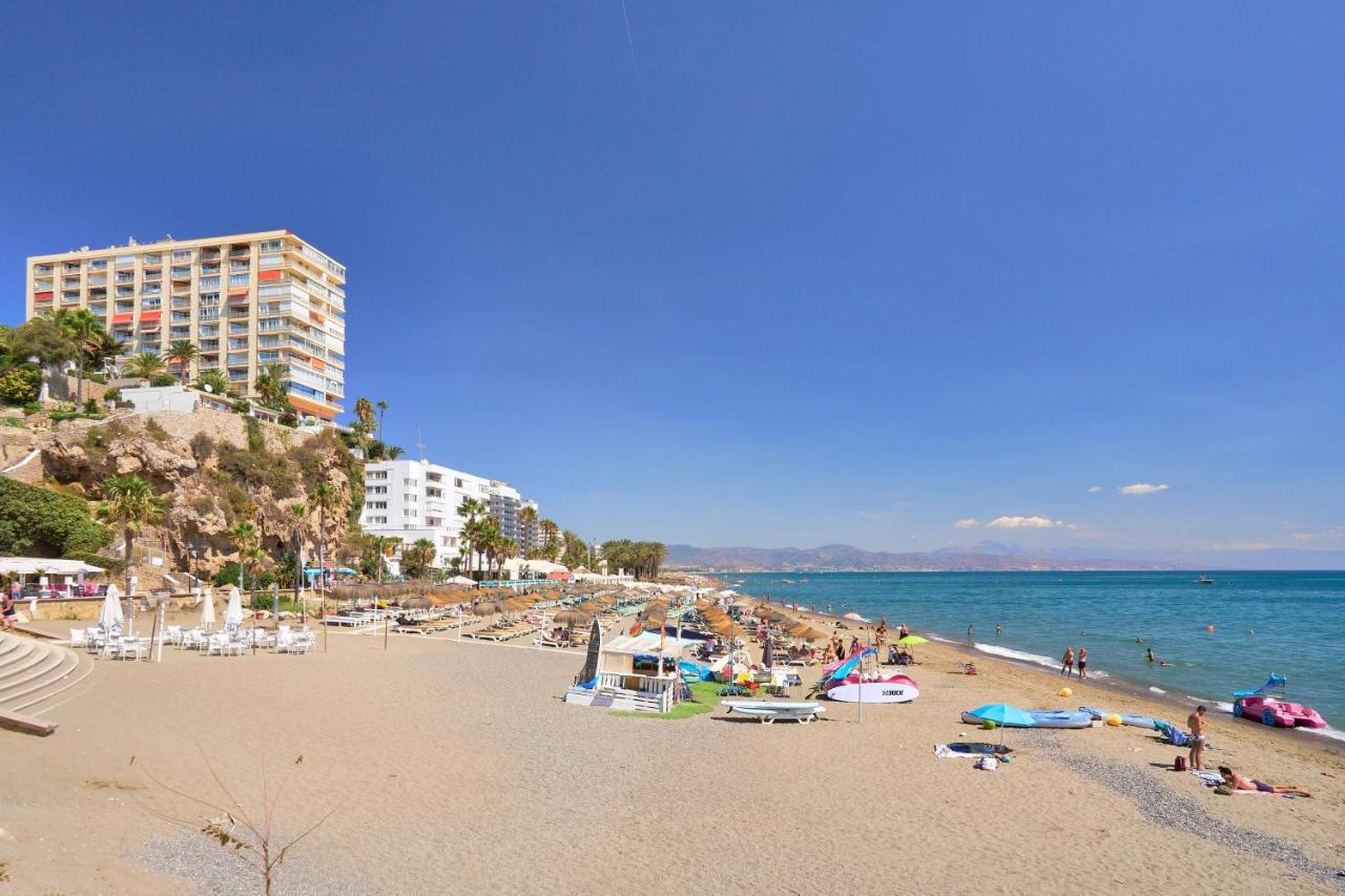 Pura Vida Luxury Apartment With Jacuzzi Torremolinos Bagian luar foto